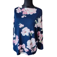 Granatowa bluzka Kimono w łódeczkę ze wzorem - białe magnolie